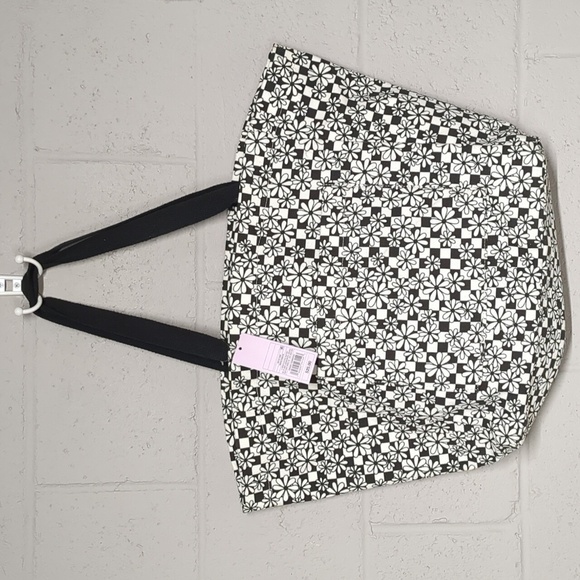 wild fable Handbags - Wild Fable Black and White Daisy Canvas Checkered Tote Bag NWT